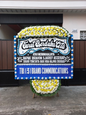 Papan Bunga Duka di Girimukti